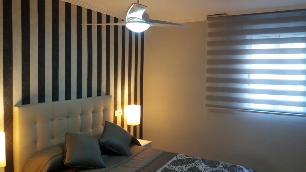Apartmentsuitespain Beach Economy Valence Extérieur photo